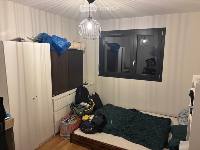 Big unfurnished room in 4 people flat (1)