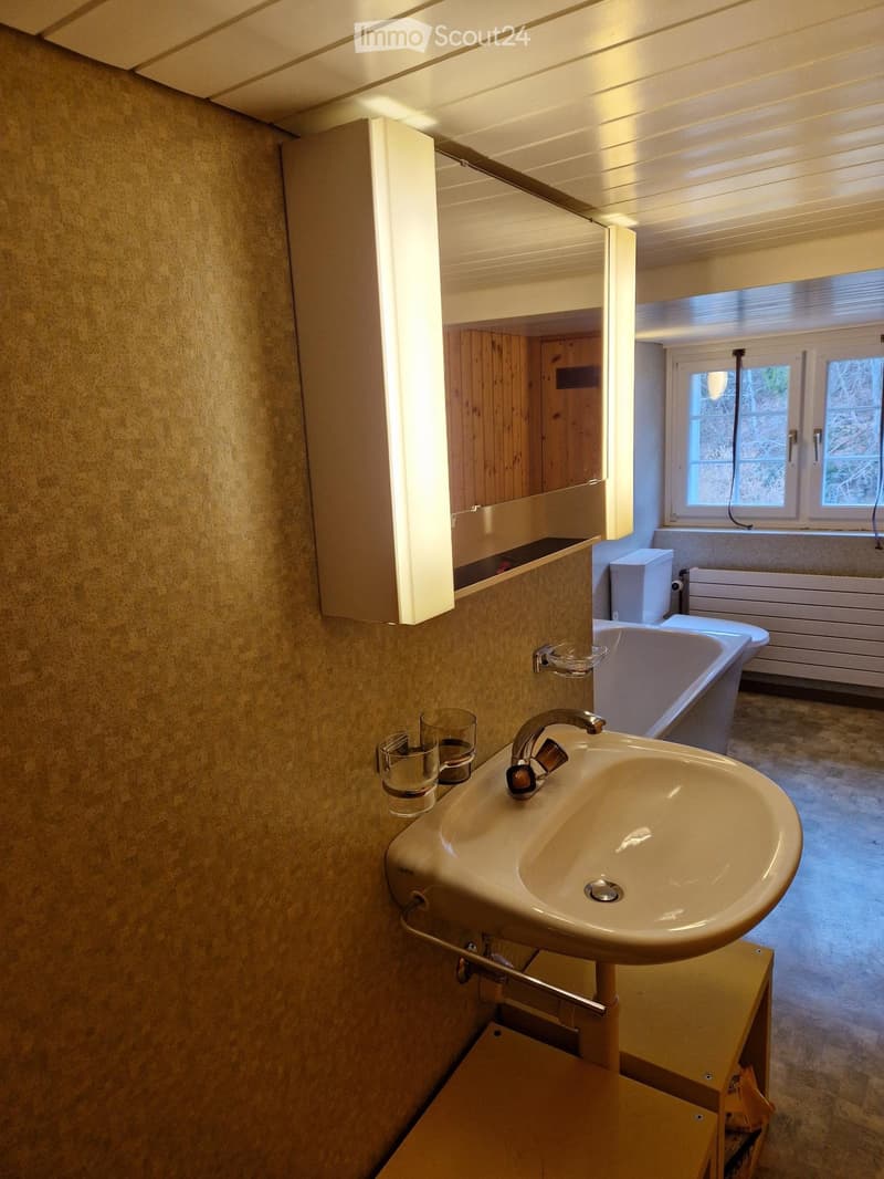 2-Zimmer-Wohnung mit eigenem Etagen-WC (5)