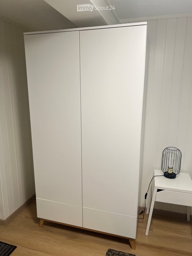 Möbelierte 2.5 Zi. Wohnung zu vermieten (4)