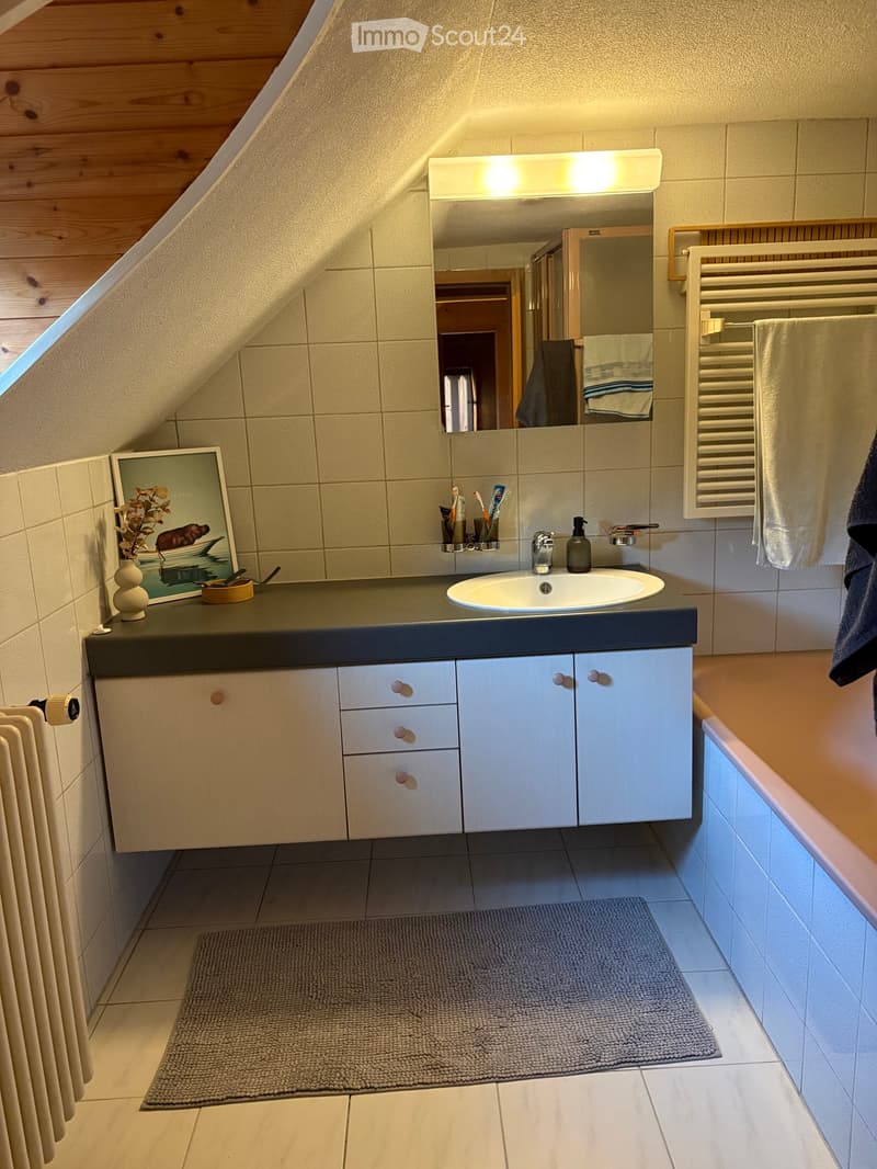 Grosszügige 4.5 Zimmer Maisonettewohnung (5)
