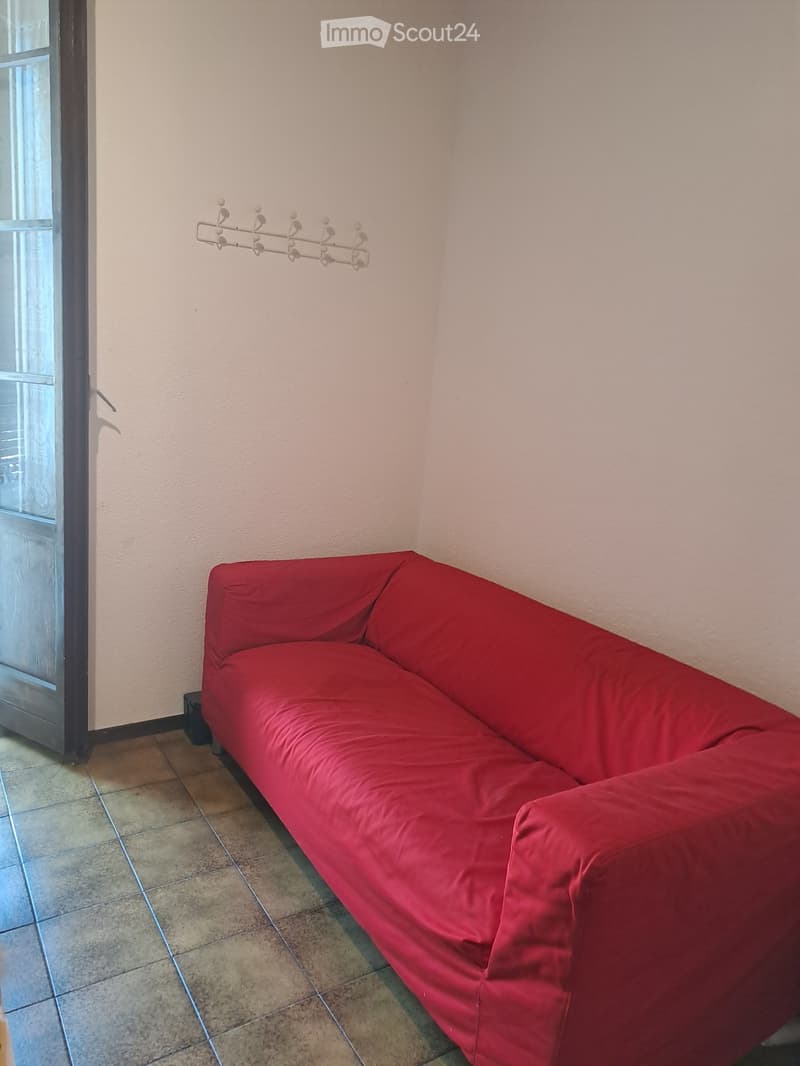 Cerco subentrante monolocale (2)