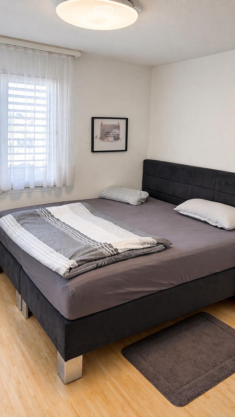Möbiliertes Zimmer (14qm) im WG (1)