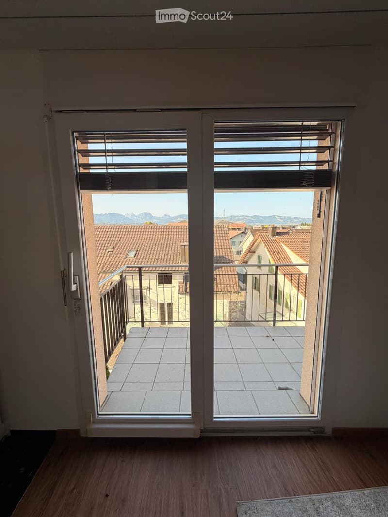 Nachmieter gesucht - Helle 4.5 Zimmer Maisonettewohnung (3)