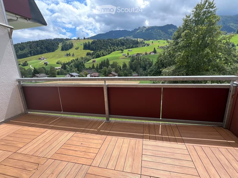 4-Zimmer Wohnung mit Aussicht zu vermieten (3)
