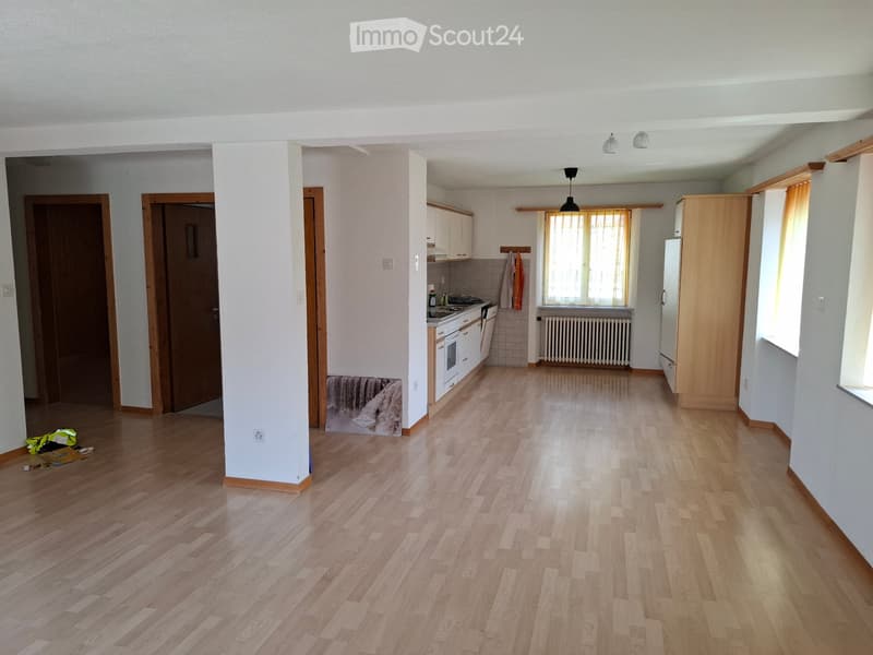 Ruhige, gemütliche 3.5 Zimmerwohnung mit Aussicht (2)