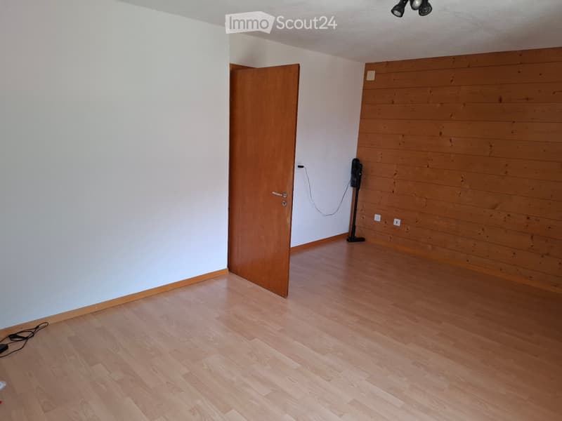 Ruhige, gemütliche 3.5 Zimmerwohnung mit Aussicht (3)