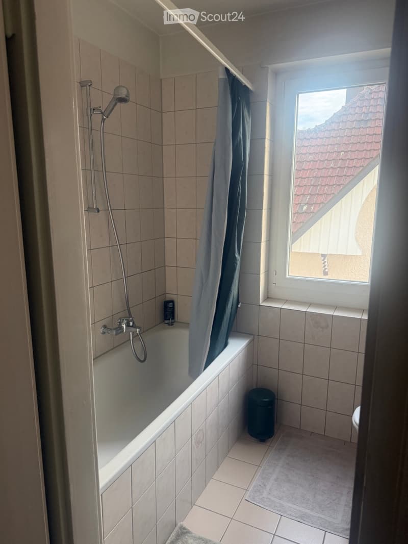 Helle 3-Zimmer Wohnung mit Balkon und Gartenmitbenutzung (5)