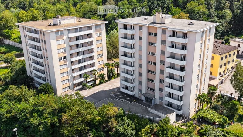 Cercasi subentrante 2.5 locali moderno a Chiasso (10)