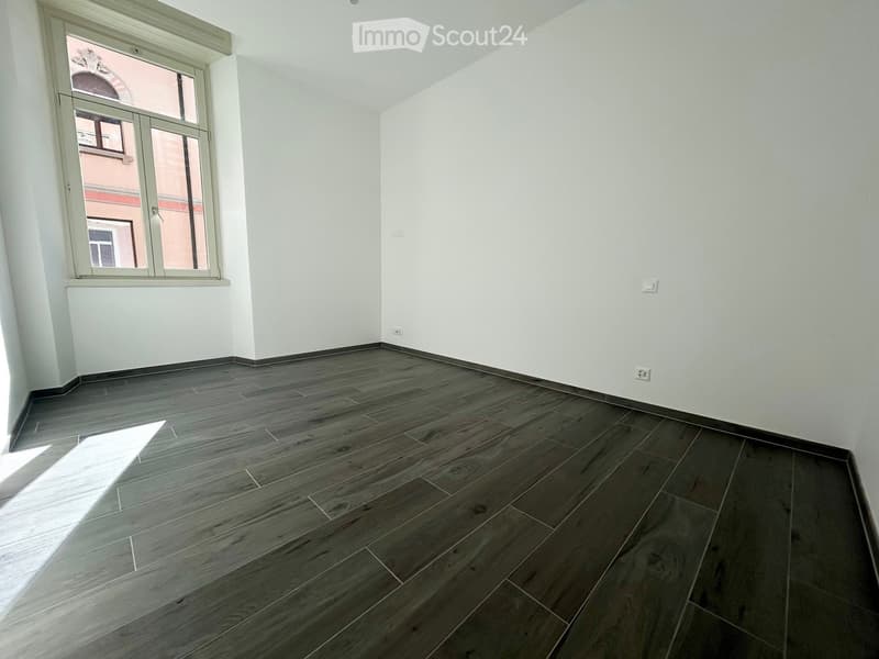 Cercasi subentrante 4.5 locali con giardino privato (8)