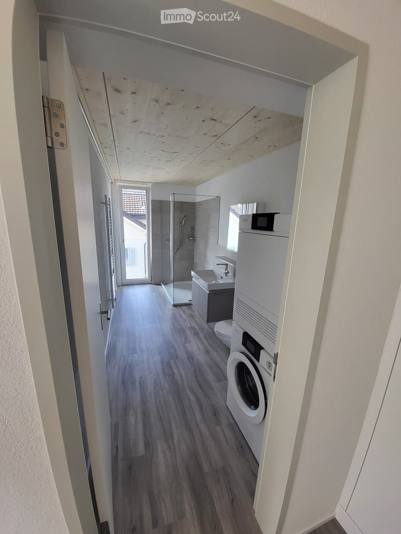 Schöne neuwertige 2.5 Zimmerwohnung im Herzen von Gossau (2)