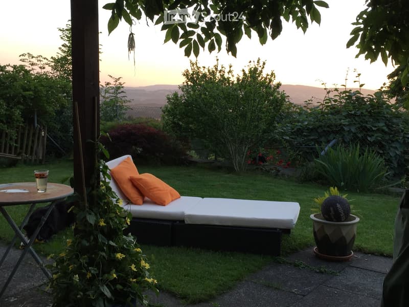 WG Zimmer in Zweifamilienhaus mit herrlicher Aussicht (1)