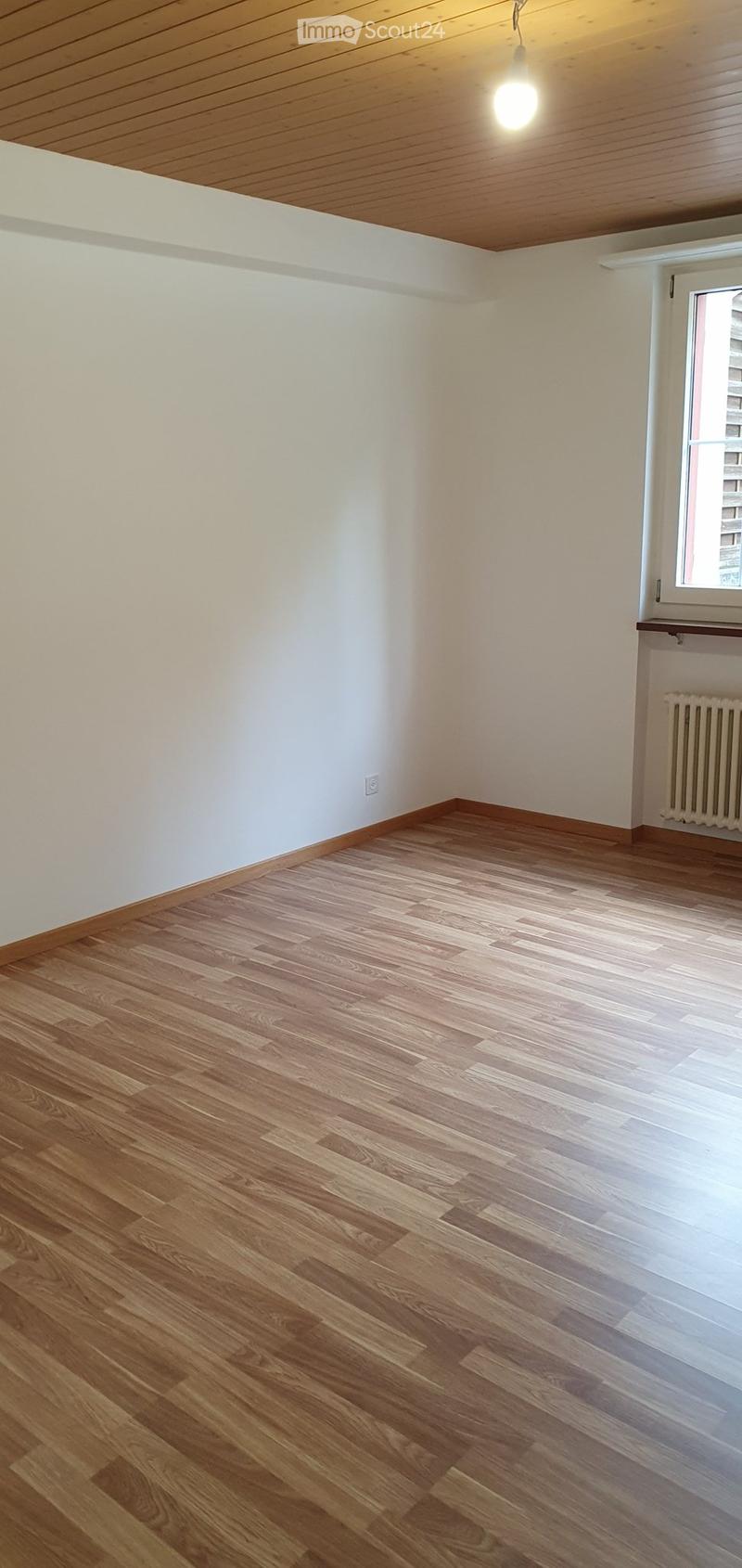 4.5 Zimmer, EG 92 m², Hauptstrasse 22 in Oltingen (5)