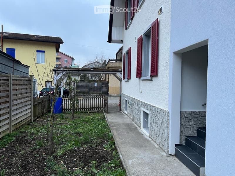 Doppelhaushälfte mit Carport und Garten zu vermieten (1)