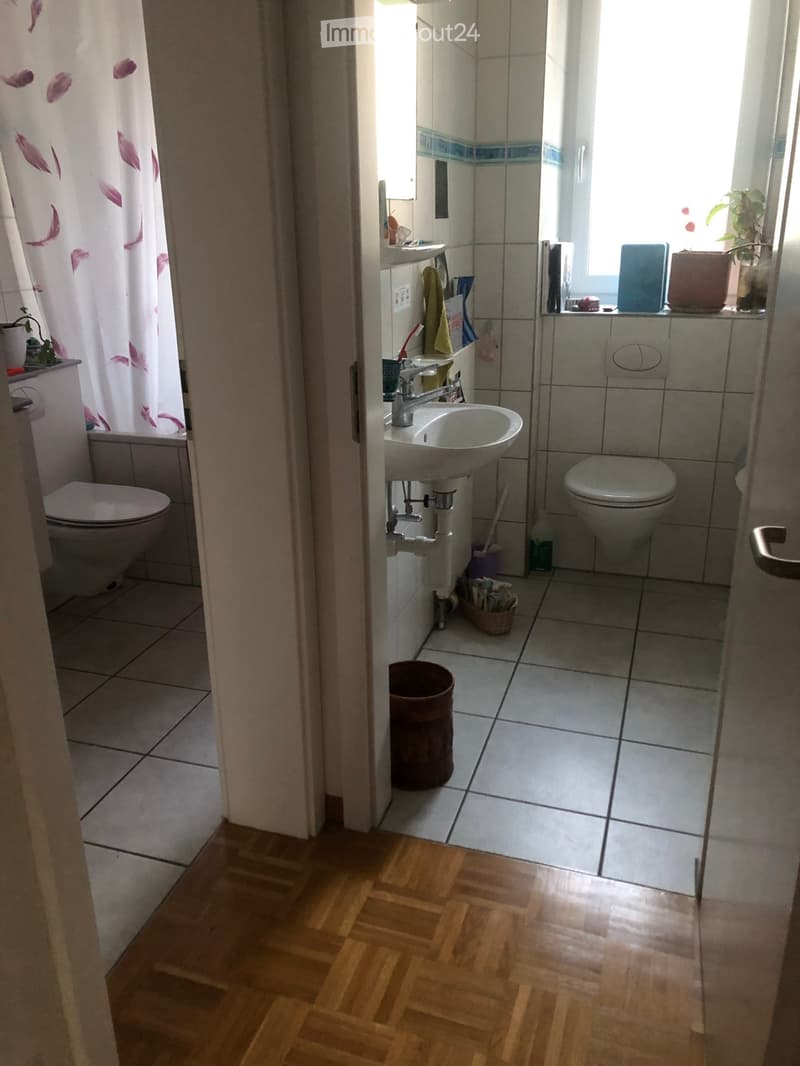 Befristetes möbliertes Zimmer in einer 4-Zimmer-Wohnung. (3)