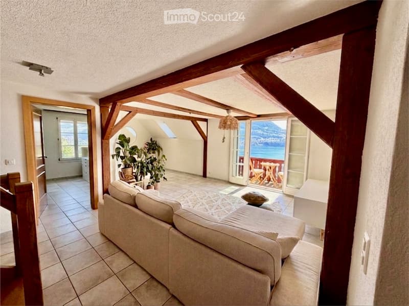 5,5 Zimmer Wohnung mit See- & Bergblick in Merlischachen (1)
