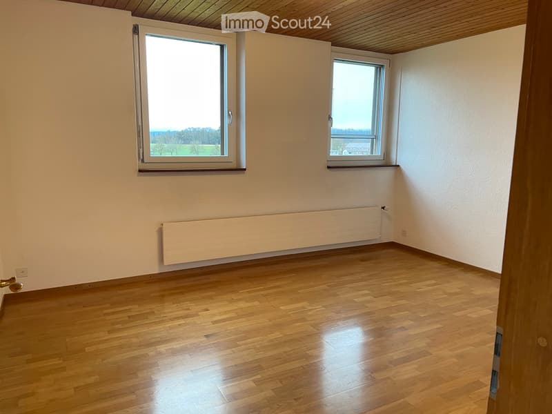 Charmante 3.5-Zimmerwohnung mit grosszügigem Grundriss (2)