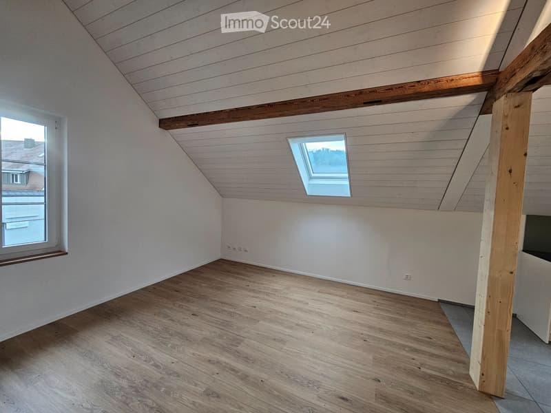 Charmante 2.5-Zimmer-Dachwohnung in Belp (5)