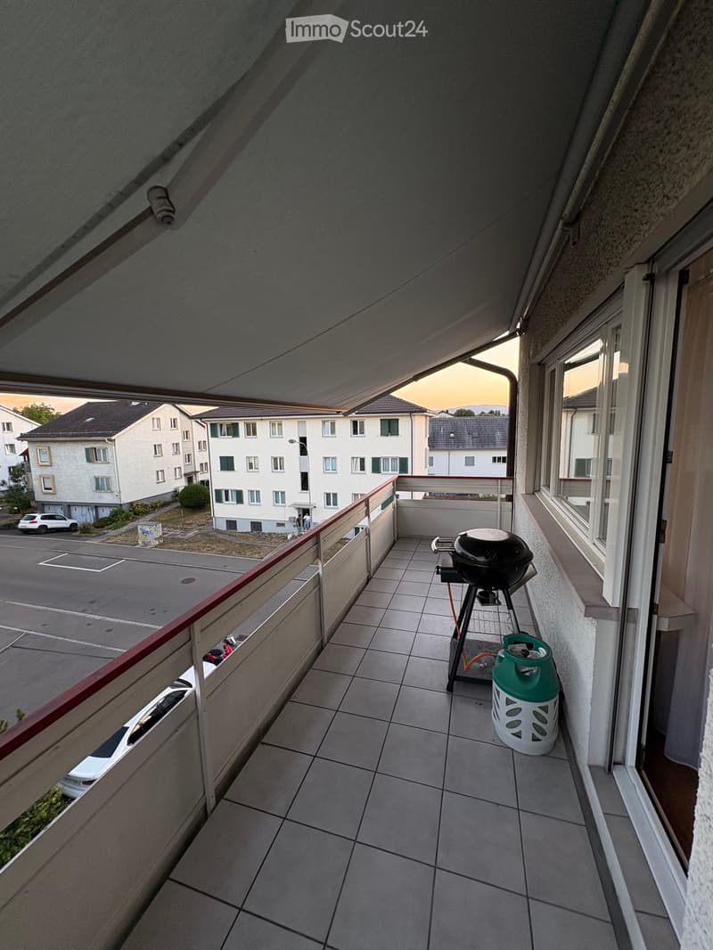 3.5 Zimmer-WHG inkl. 1x PP grosszügig und teilsaniert (2)