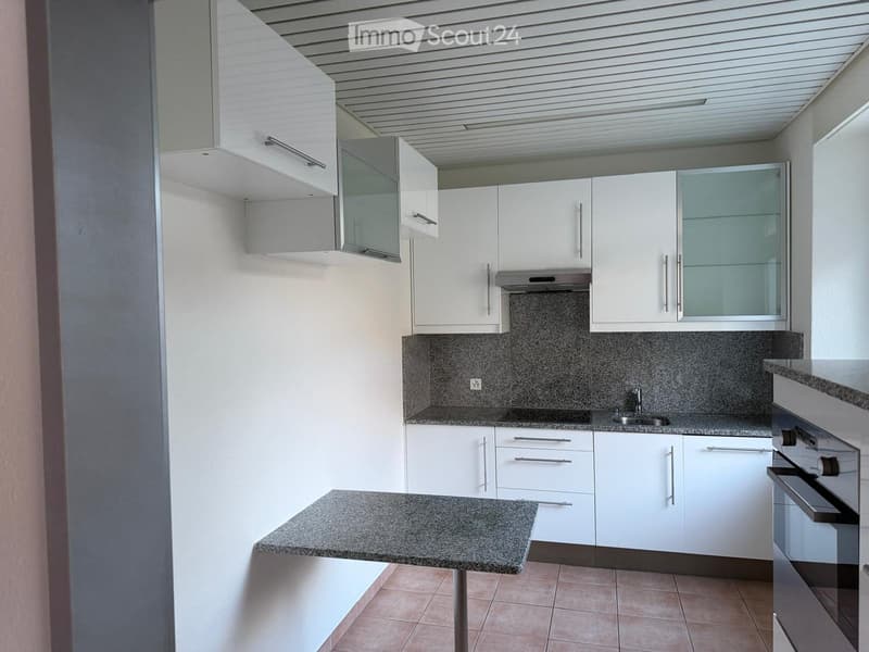 Affittasi appartamento 3.5 a Camignolo con 2 posteggi (2)