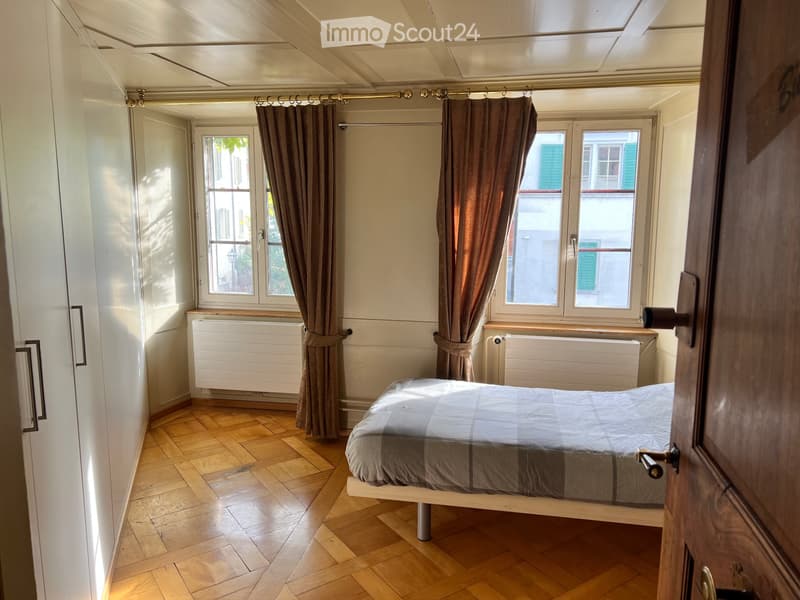 WG-Zimmer im 1.OG in einem alten Weinbauernhaus ab 1.09.26 (2)