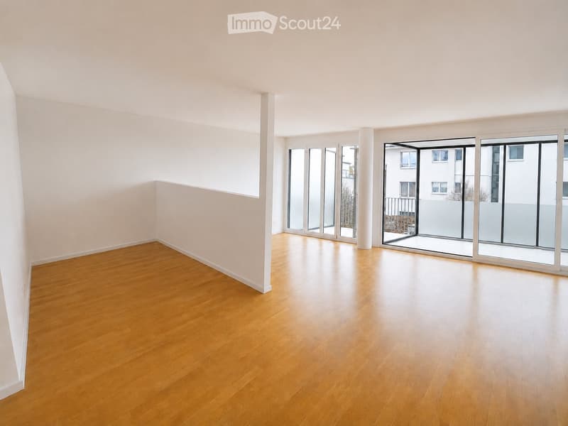Traumoase: grosse 3.5-Zimmer-Wohnung mit Wintergarten (1)