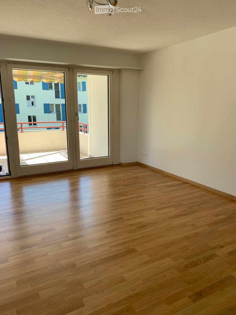 Schöne gepflegte 3.5 Zimmer Wohnung (5)