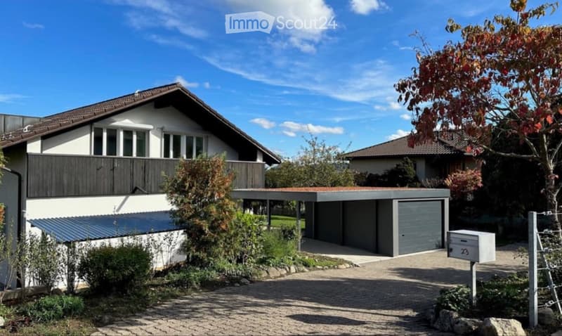 8 Zimmer Einfamilienhaus Mit Carport und Garage (1)