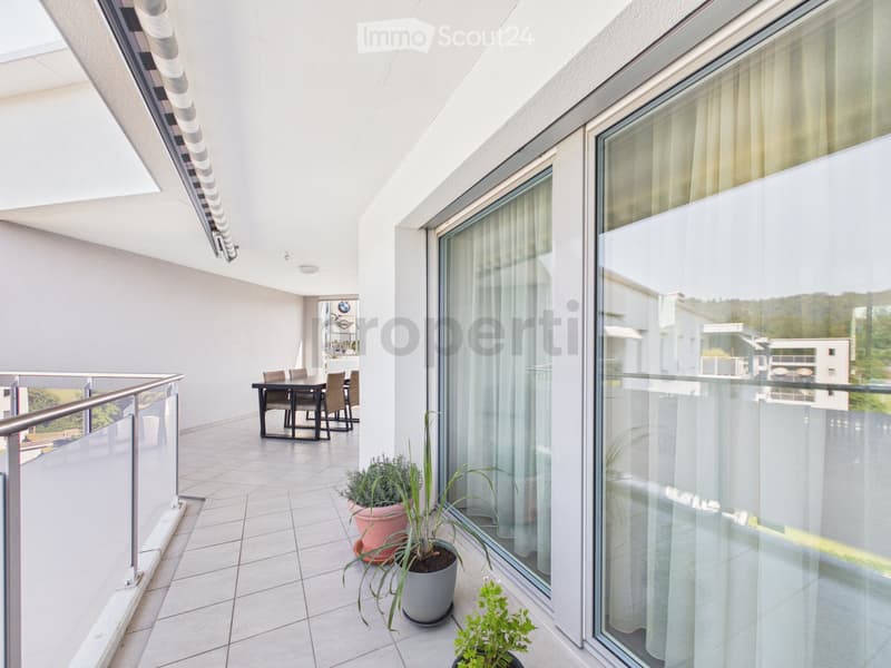 Moderne und grosszügige 3.5 Zimmer WHG in Adliswil (4)