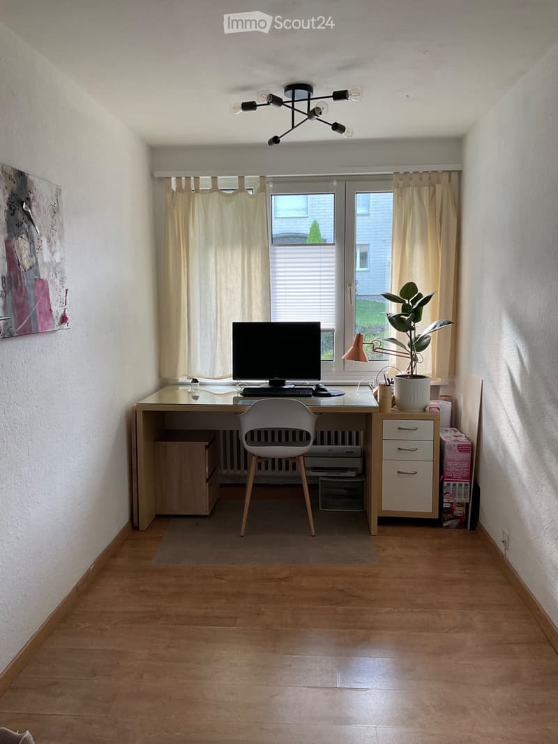 Gemütliches Zimmer für Wochenaufenthalter/in (5)