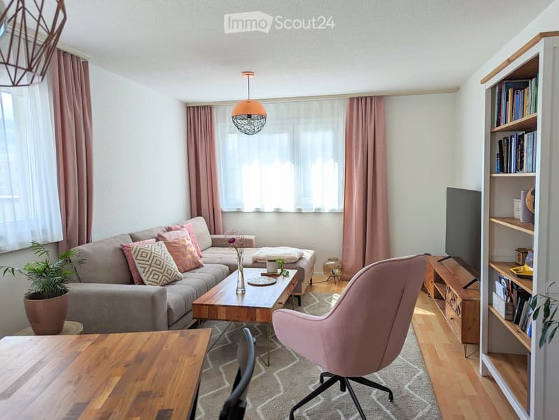 Untermiete: Einzigartige 3.5 Zimmerwohnung mit Pilatusblick (1)
