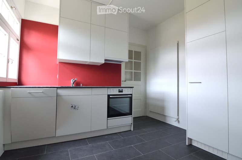 3-Zimmer-Wohnung mit Balkon 2 Minuten zum Bahnhof Lyss (2)