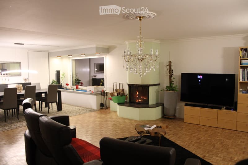 WG-Zimmer in 7 Zimmer-Haus (2)
