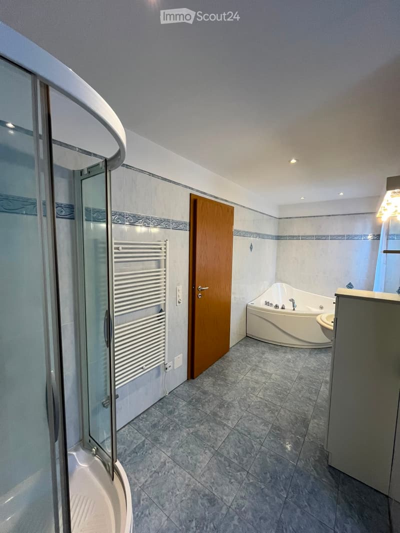Appartamento in casa bifamiliare (3)
