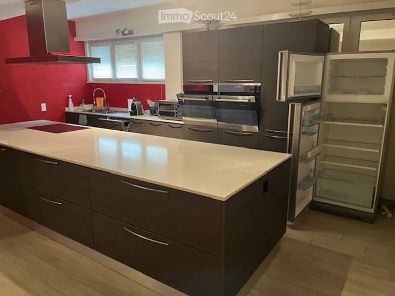 Affittasi Locale con Cucina Professionale (2)
