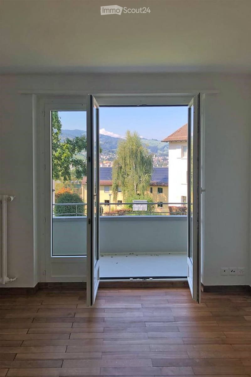2ZimmerWohnung mit Balkon und Parkplatz im Bireggring (2)