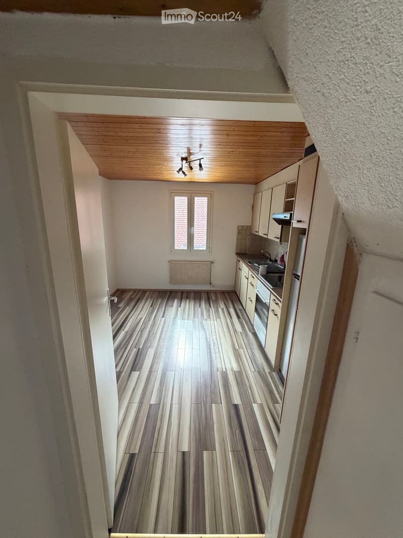 4 Zimmer Wohnung zu Vermieten (3)