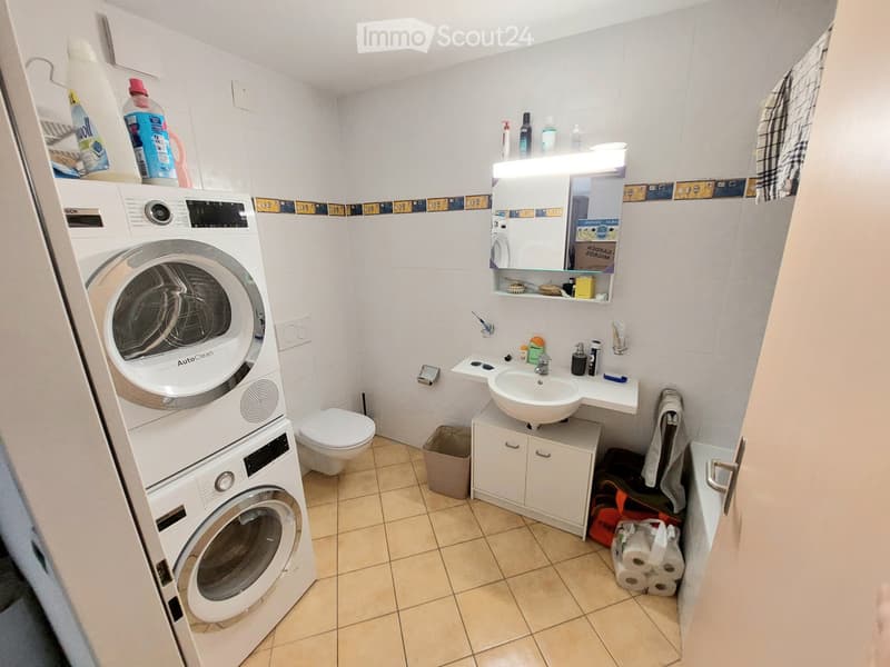 Cercasi subentrante appartemento 4,5 locali, 120m² dal 1.9 (4)