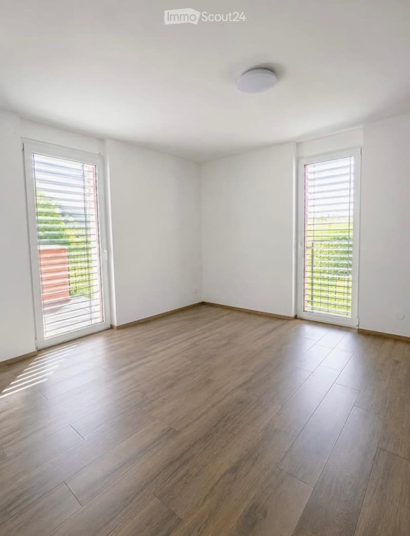 Helle und grosszügige Wohnung die Ruhe und Natur lieben. (2)