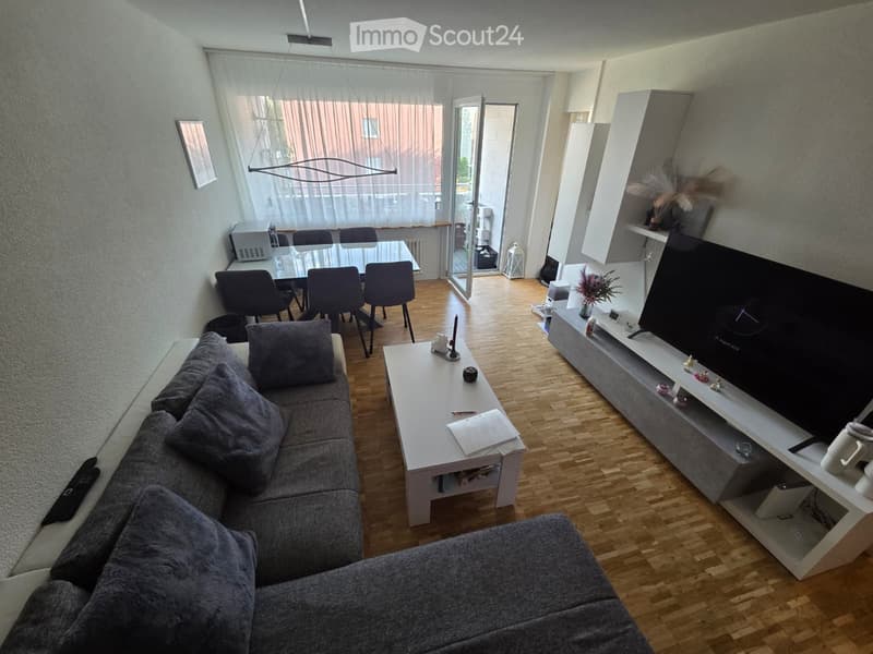 Helle 3-Zimmer-Wohnung mit Balkon in Thun (4)