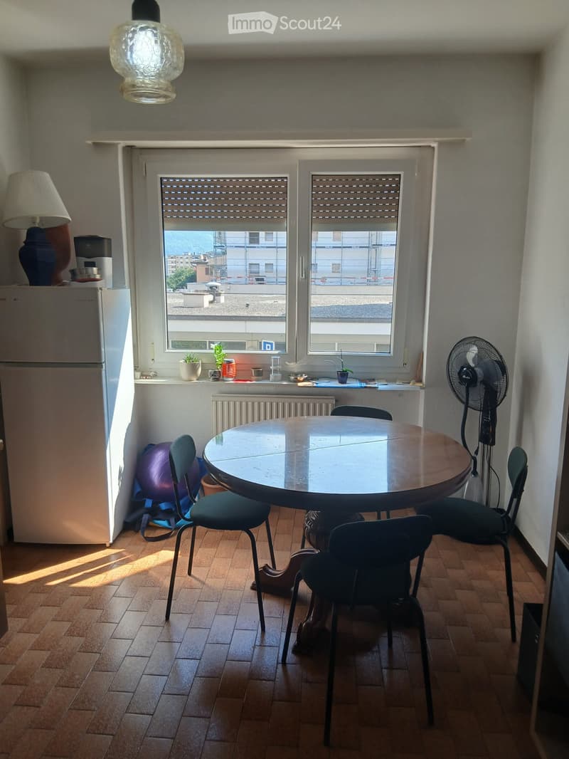 Cerco subentrante, ampiao 2.5 con balcone (2)