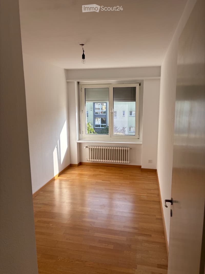 Zwei WG- Zimmer für einen Mann (3)