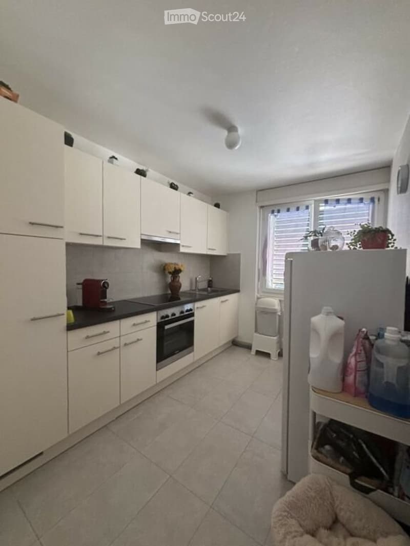 Schöne 3-Zimmer-Wohnung mit Balkon in Kreuzlingen (2)