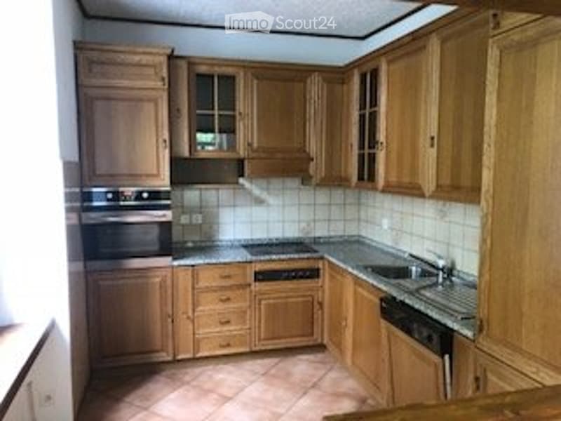 Appartamento indipendente in villa novecentesca, Faido (2)