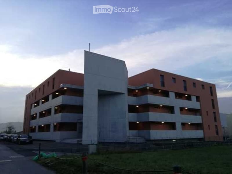 Affittasi appartamento 4,5 locali duplex nuovo a Stabio (2)