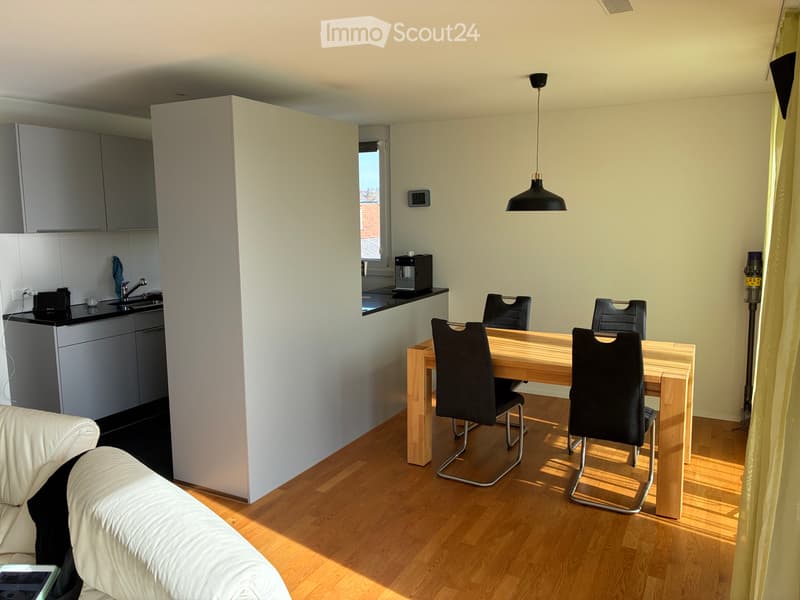 Ab 1 November bis ende April Möblierte 3 1/2 Zimmer Wohnung (2)