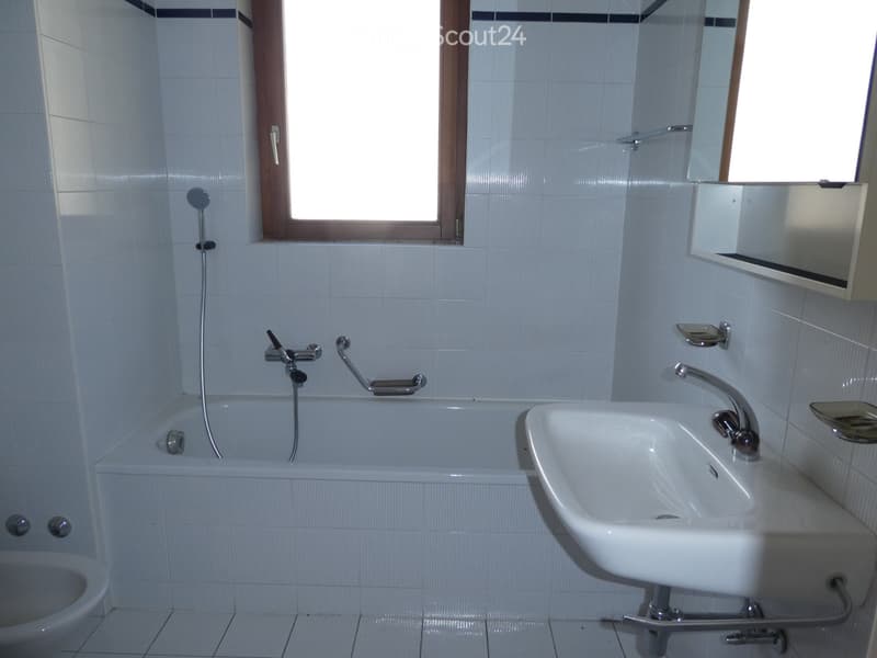 4.5 locali affittasi Cresciano (2)