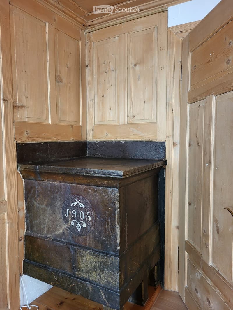Helle 4.5-Zimmer-Wohnung im Zentrum von Trun (4)