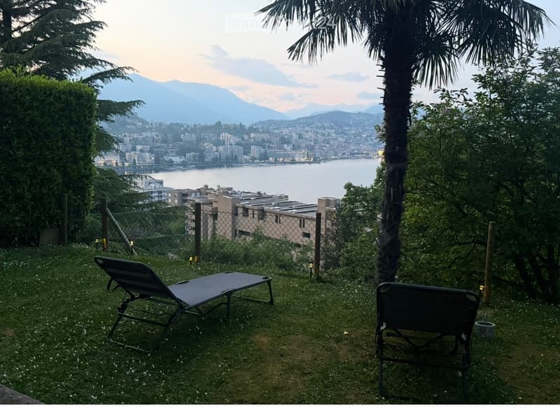 Appartamento con giardino e vista lago (2)