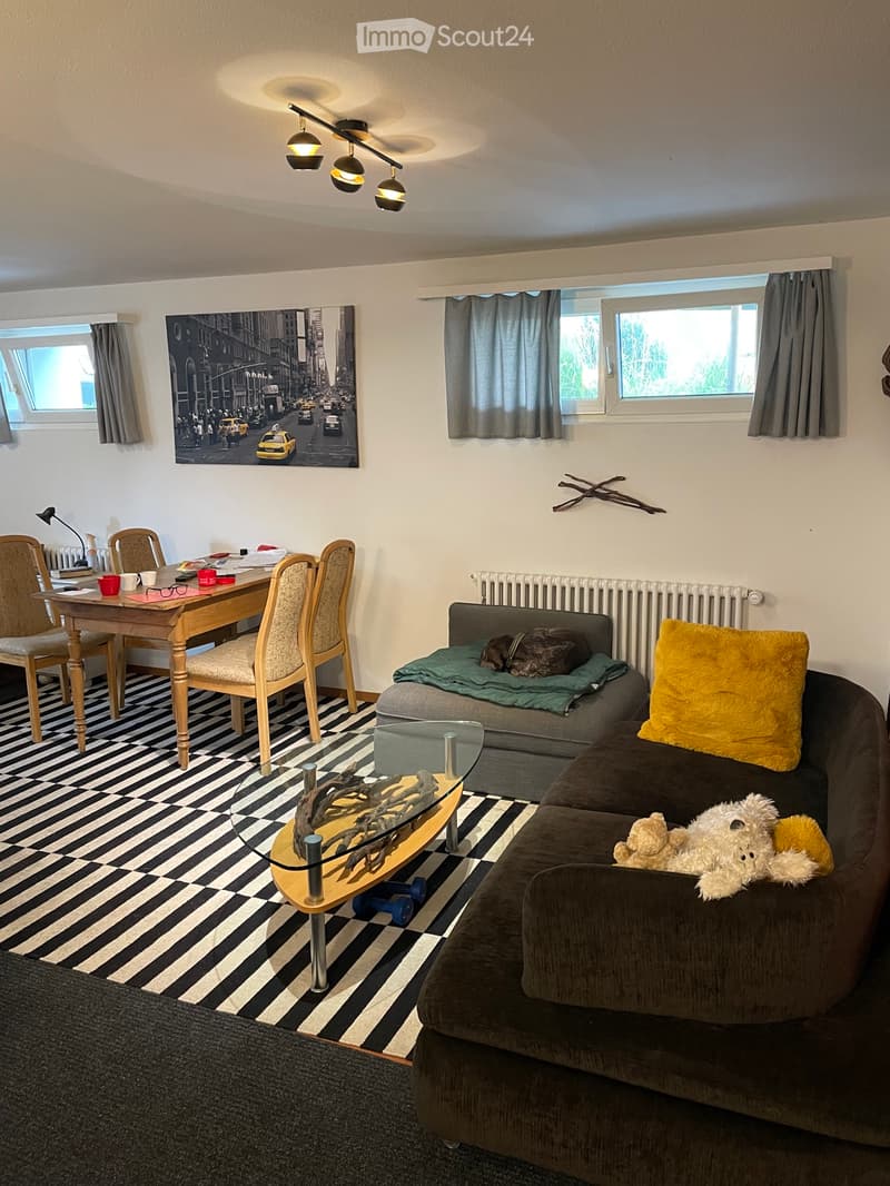 1,5 Zimmer Whg. per 1. Nov. (2)