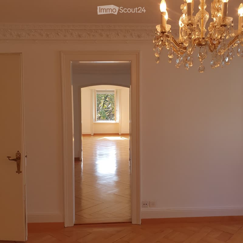 Charmante 3.5 Zi.- Wohlfühlwohnung im Herzen der Neustadt (3)